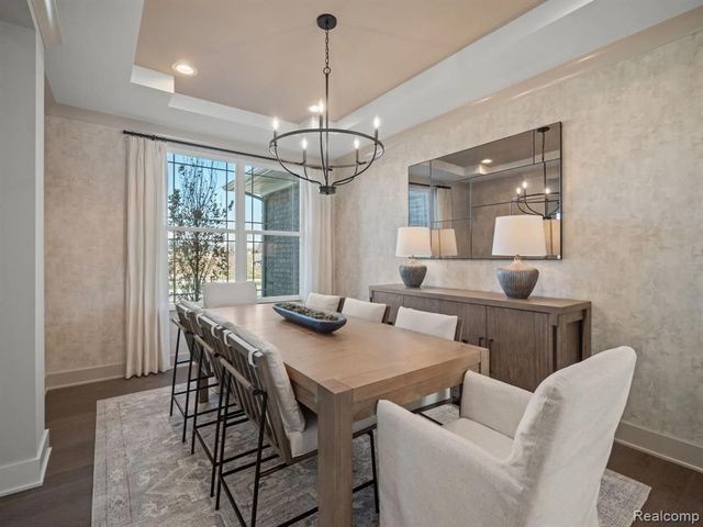 1062 Forest Bay Drive, Waterford, MI 48328