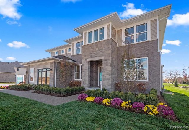 1062 Forest Bay Drive, Waterford, MI 48328