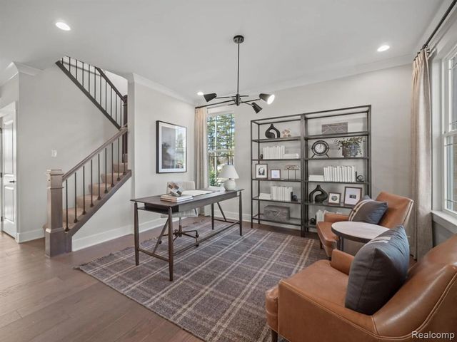 1062 Forest Bay Drive, Waterford, MI 48328