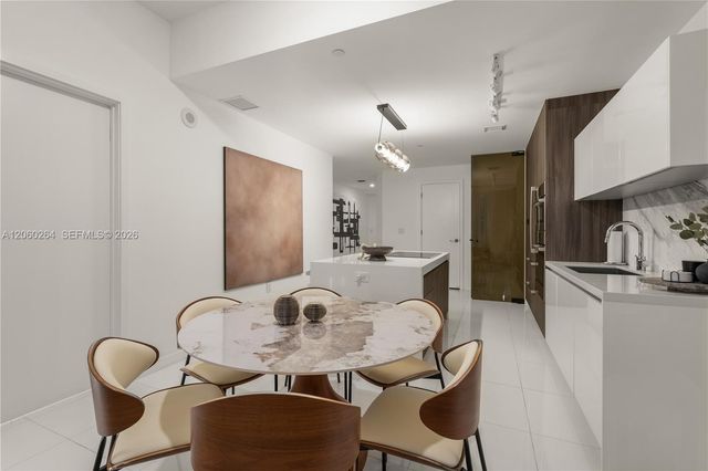 851 NE 1st Avenue 4207, Miami, FL 33132
