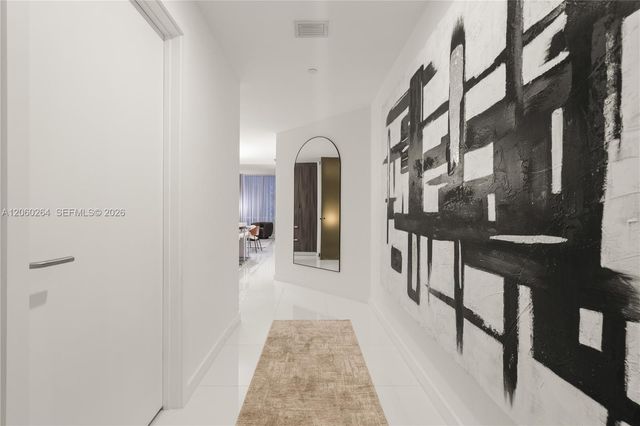 851 NE 1st Avenue 4207, Miami, FL 33132