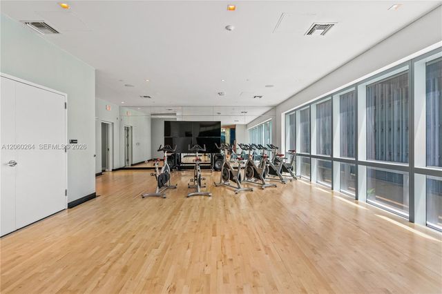 851 NE 1st Avenue 4207, Miami, FL 33132