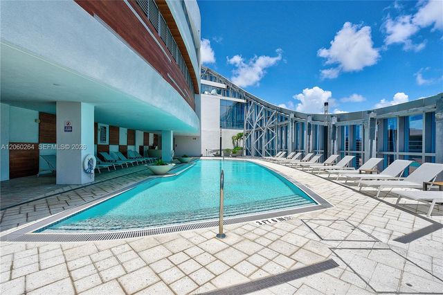 851 NE 1st Avenue 4207, Miami, FL 33132