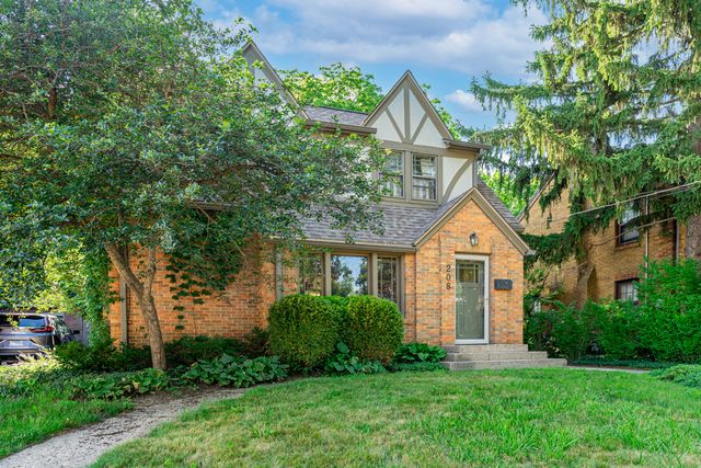 208 ROBERT Avenue, Rockford, IL 61107