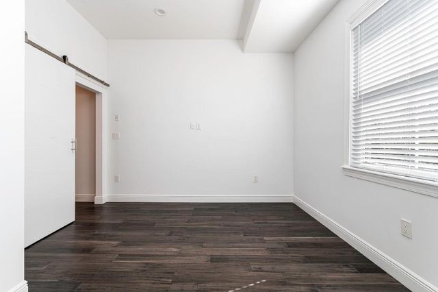 1031 NE 13th Avenue, Fort Lauderdale, FL 33304