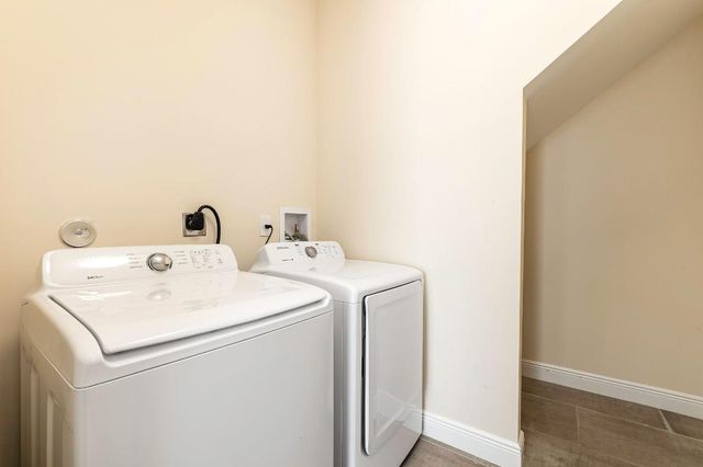 1031 NE 13th Avenue, Fort Lauderdale, FL 33304