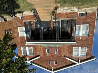 8721 Riverview Boulevard 8321-23, St Louis, MO 63147