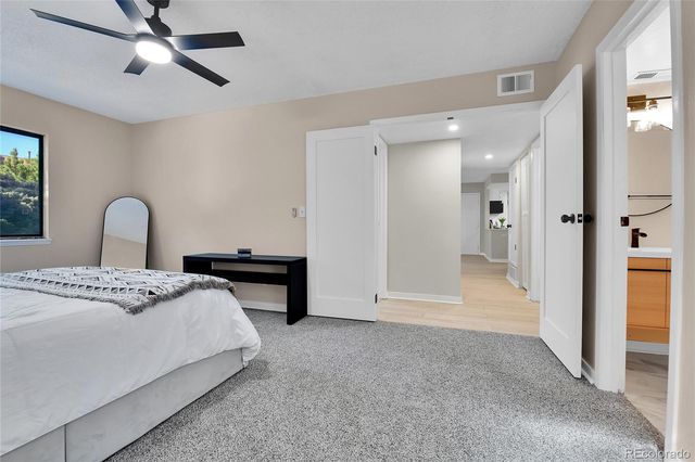 906 S Walden Street 104, Aurora, CO 80017