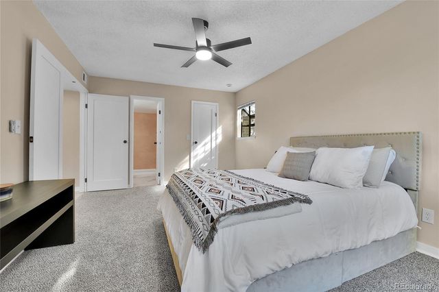 906 S Walden Street 104, Aurora, CO 80017