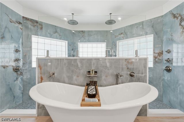 506 Pine Grove LN, Naples, FL 34103