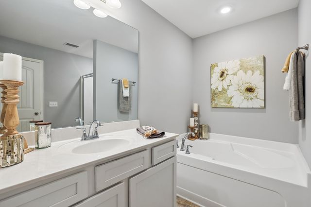 3530 Donerail Cir, Murfreesboro, TN 37128