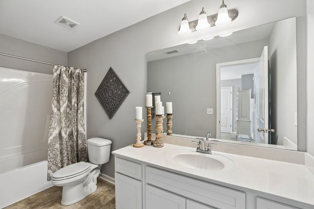 3530 Donerail Cir, Murfreesboro, TN 37128