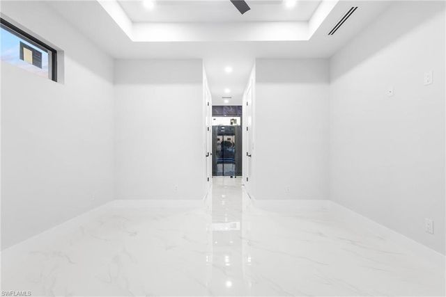 1105 SW 1st TER, Cape Coral, FL 33991