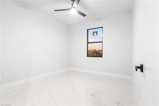 1105 SW 1st TER, Cape Coral, FL 33991