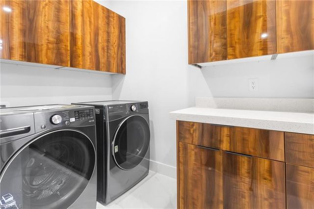 1105 SW 1st TER, Cape Coral, FL 33991