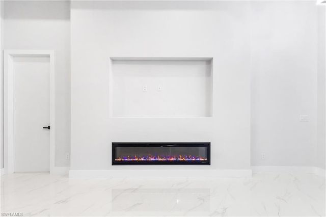 1105 SW 1st TER, Cape Coral, FL 33991