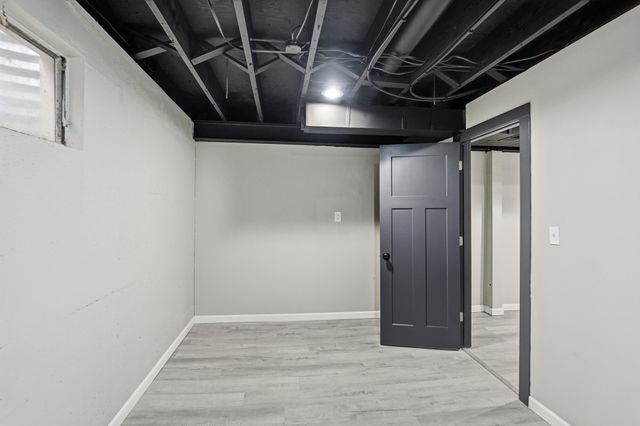 2121 Highwater Road, Villa Hills, KY 41017