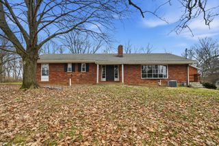 2121 Highwater Road, Villa Hills, KY 41017