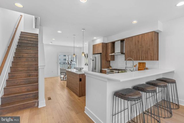642 N 5TH ST, Philadelphia, PA 19123