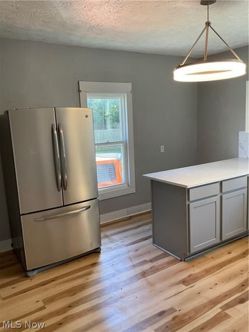 314 16th Street, Elyria, OH 44035