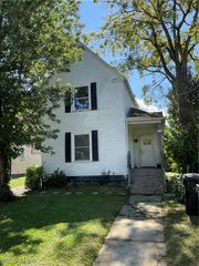 314 16th Street, Elyria, OH 44035