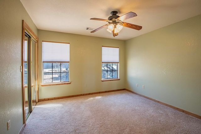 123 Sam Houston Dr, Kerrville, TX 78028