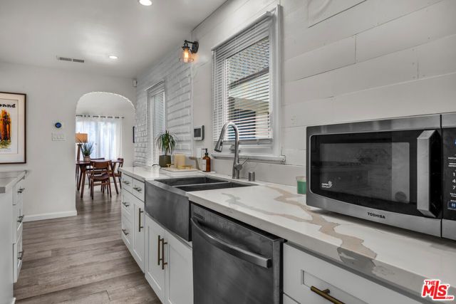 118 S Lamer Street, Burbank, CA 91506