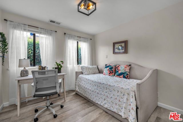 118 S Lamer Street, Burbank, CA 91506