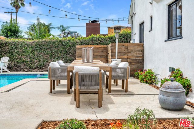118 S Lamer Street, Burbank, CA 91506