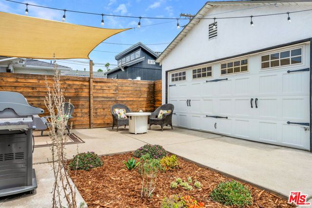 118 S Lamer Street, Burbank, CA 91506