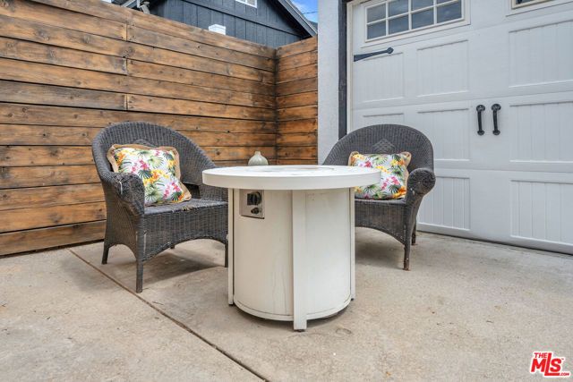 118 S Lamer Street, Burbank, CA 91506