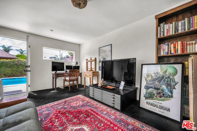 118 S Lamer Street, Burbank, CA 91506