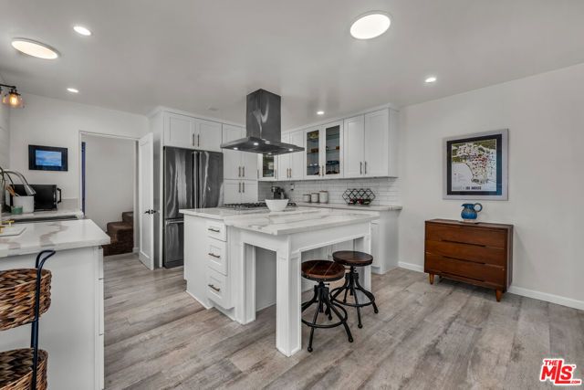 118 S Lamer Street, Burbank, CA 91506