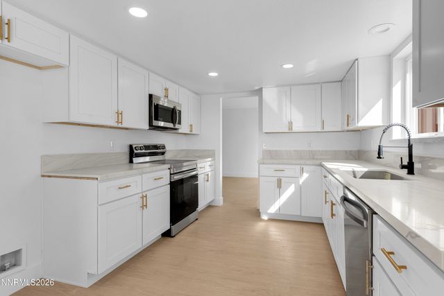 1368 Laser Court, Sparks, NV 89436
