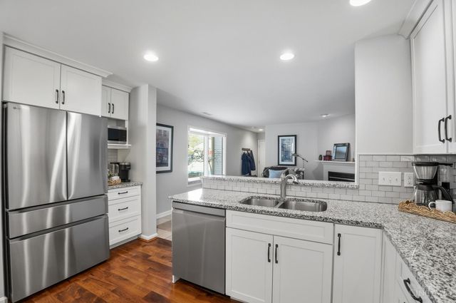 318 Miami Lakes Drive, Milford, OH 45150