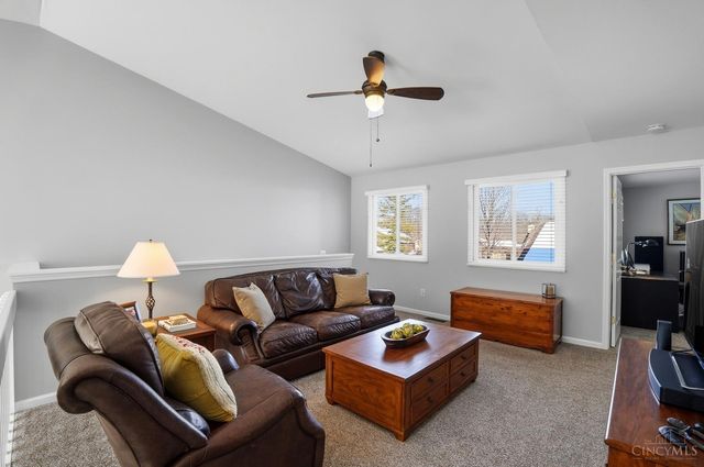 318 Miami Lakes Drive, Milford, OH 45150