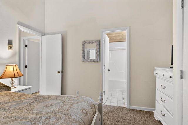 695 E Mountain Rd Unit E-7, Killington, VT 05751