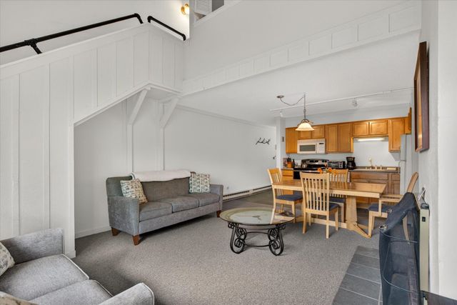 695 E Mountain Rd Unit E-7, Killington, VT 05751