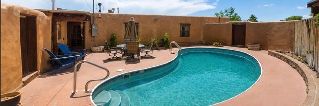 815 Rio Vista Circle SW, Albuquerque, NM 87105