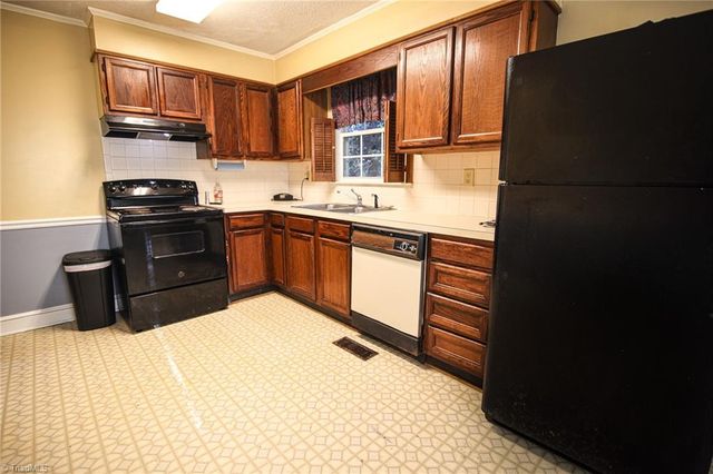 615 Corona Street, Winston-salem, NC 27103