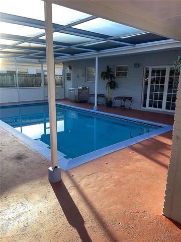 6510 Park Street, Hollywood, FL 33024
