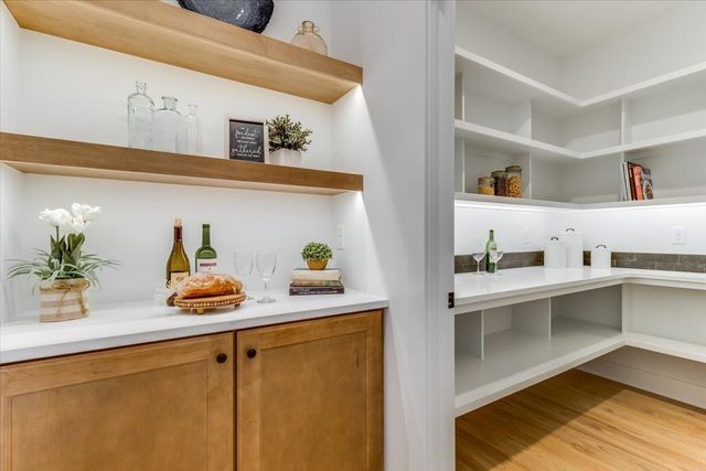 261 N Ciderbluff Ct., Wichita, KS 67052