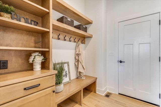 261 N Ciderbluff Ct., Wichita, KS 67052