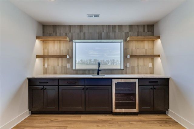 261 N Ciderbluff Ct., Wichita, KS 67052