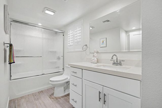 1725 N Via Miraleste 2121, Palm Springs, CA 92262