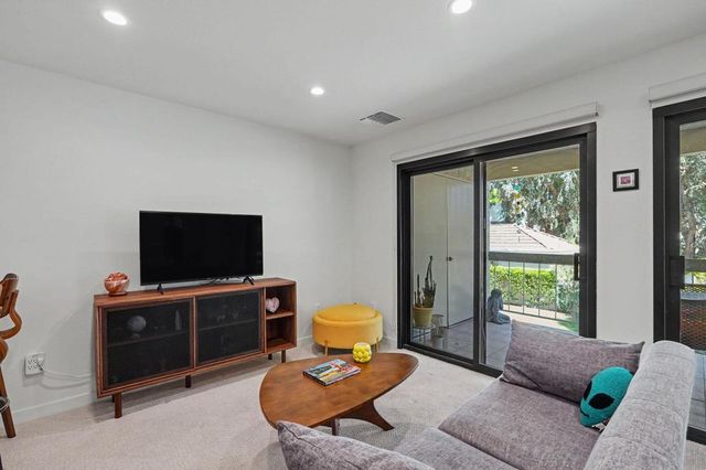 1725 N Via Miraleste 2121, Palm Springs, CA 92262