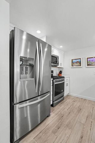 1725 N Via Miraleste 2121, Palm Springs, CA 92262