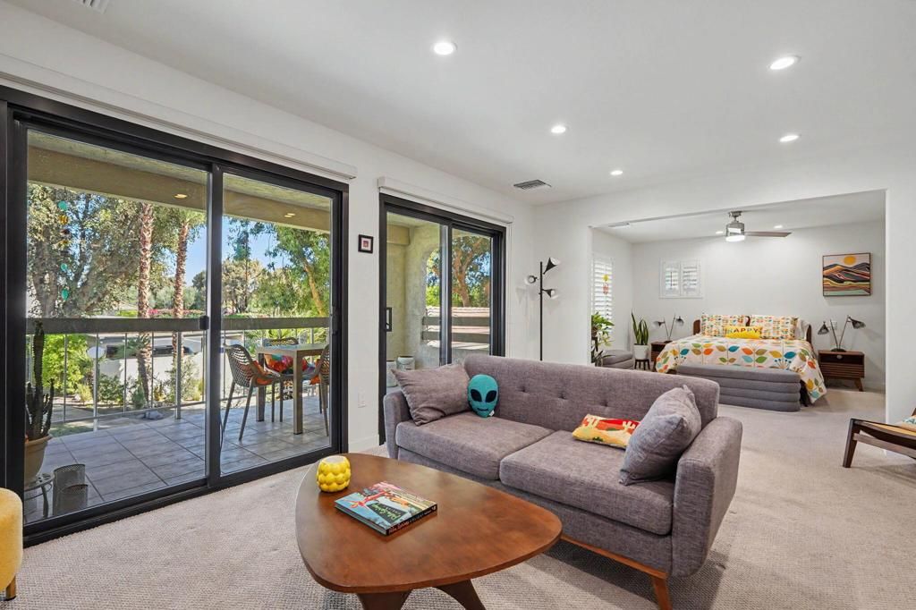 1725 N Via Miraleste 2121, Palm Springs, CA 92262