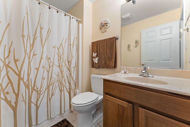 1138 Cherrywood Lane, Schererville, IN 46375