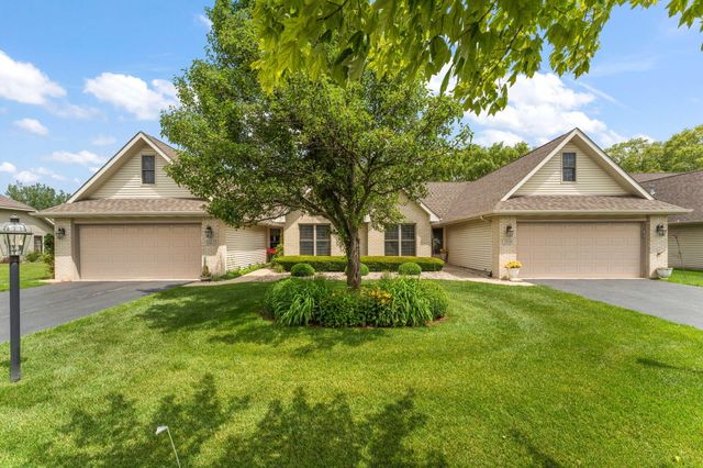 1138 Cherrywood Lane, Schererville, IN 46375